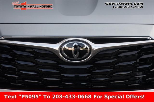 used 2023 Toyota Highlander car, priced at $42,125