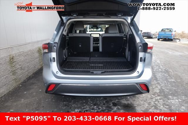 used 2023 Toyota Highlander car, priced at $42,125