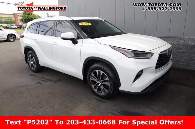 used 2021 Toyota Highlander car, priced at $33,925