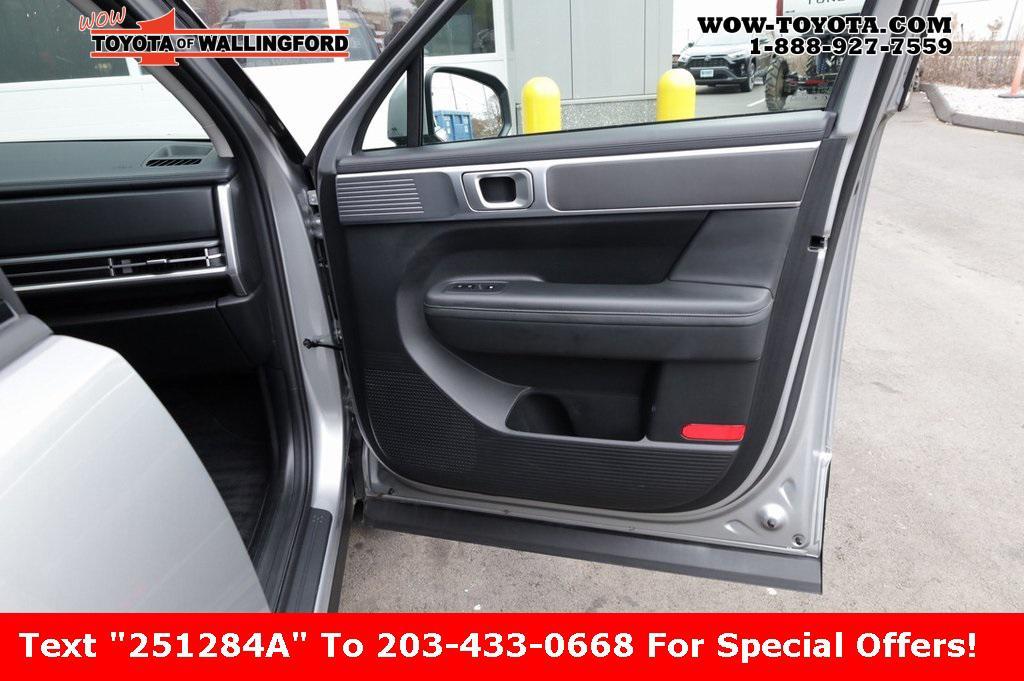 used 2024 Hyundai Santa Fe car, priced at $28,525