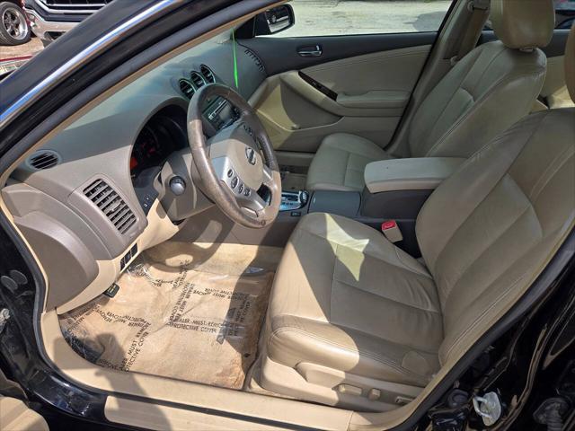 used 2010 Nissan Altima car, priced at $5,995