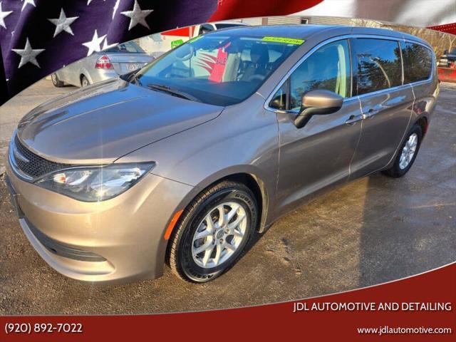 used 2018 Chrysler Pacifica car, priced at $10,995