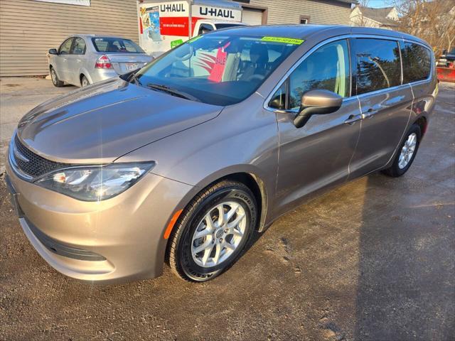 used 2018 Chrysler Pacifica car, priced at $10,995