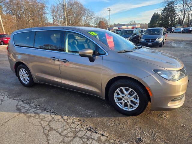 used 2018 Chrysler Pacifica car, priced at $10,995