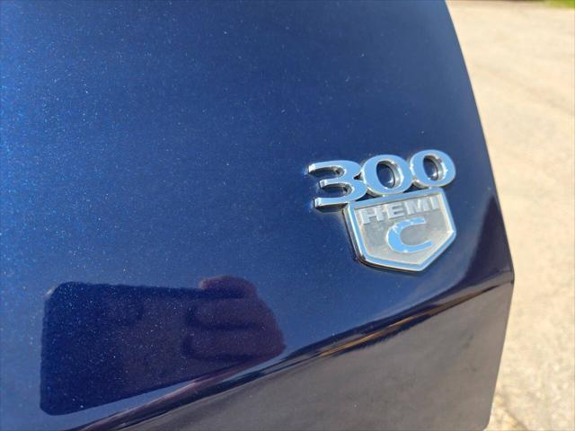 used 2005 Chrysler 300 car, priced at $9,995