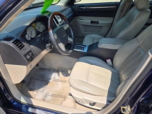 used 2005 Chrysler 300 car, priced at $9,995