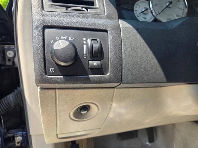 used 2005 Chrysler 300 car, priced at $9,995