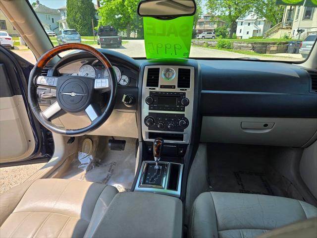 used 2005 Chrysler 300 car, priced at $9,995