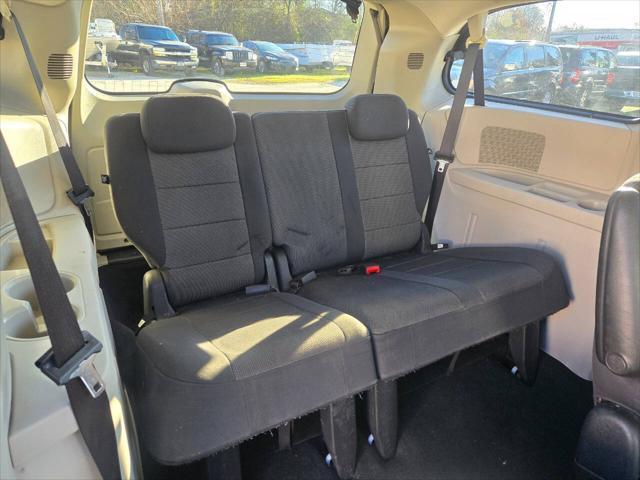 used 2008 Dodge Grand Caravan car, priced at $3,495