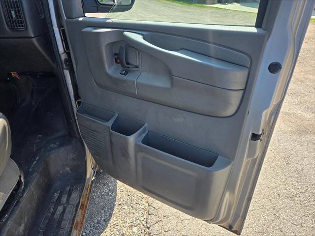 used 2008 Chevrolet Express 1500 car, priced at $4,695