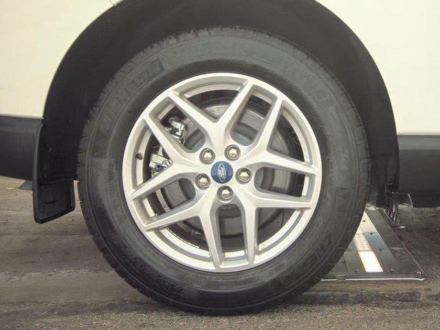 used 2024 Ford Edge car, priced at $31,995