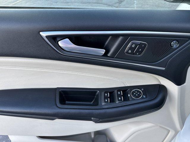 used 2022 Ford Edge car, priced at $27,995