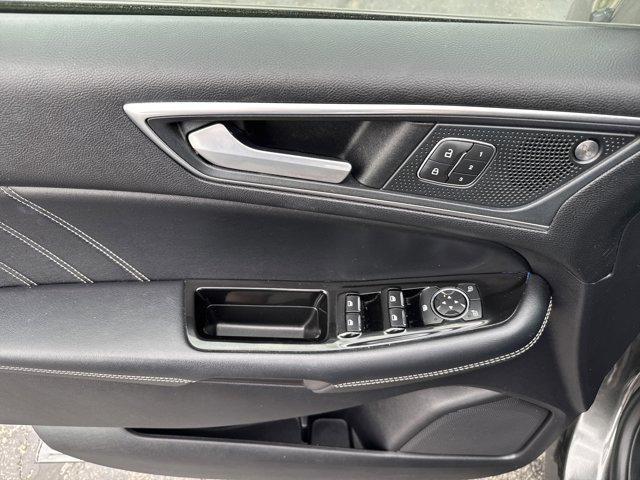 used 2019 Ford Edge car, priced at $22,995