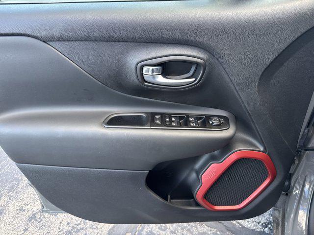 used 2021 Jeep Renegade car, priced at $20,995