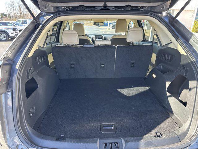 used 2024 Ford Edge car, priced at $28,995