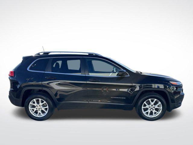 used 2018 Jeep Cherokee car, priced at $10,995