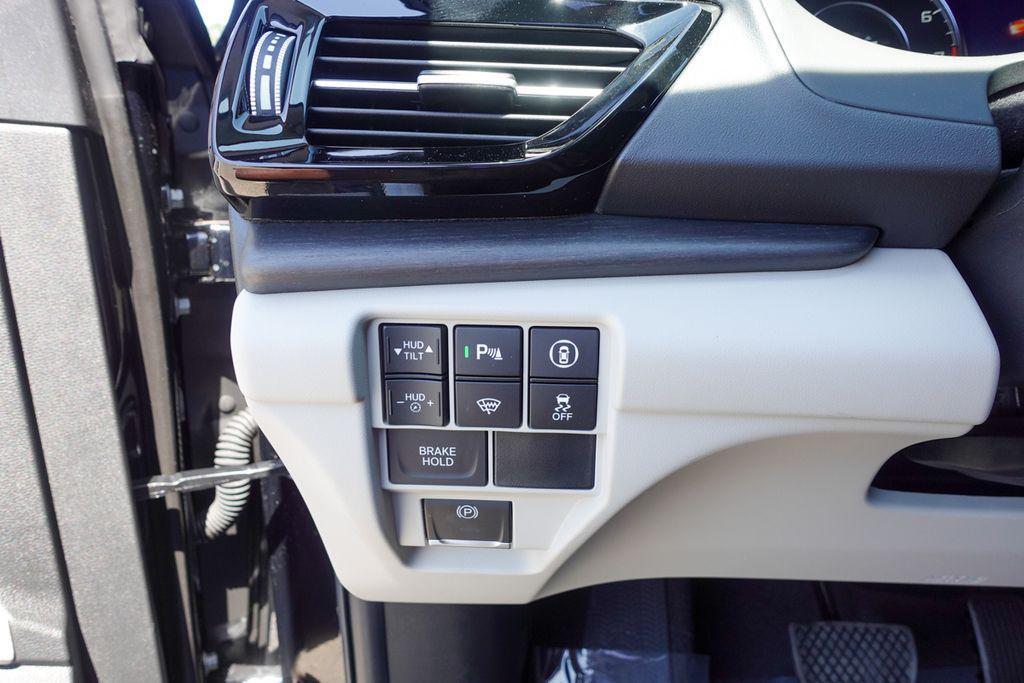 new 2025 Acura RDX car, priced at $52,400