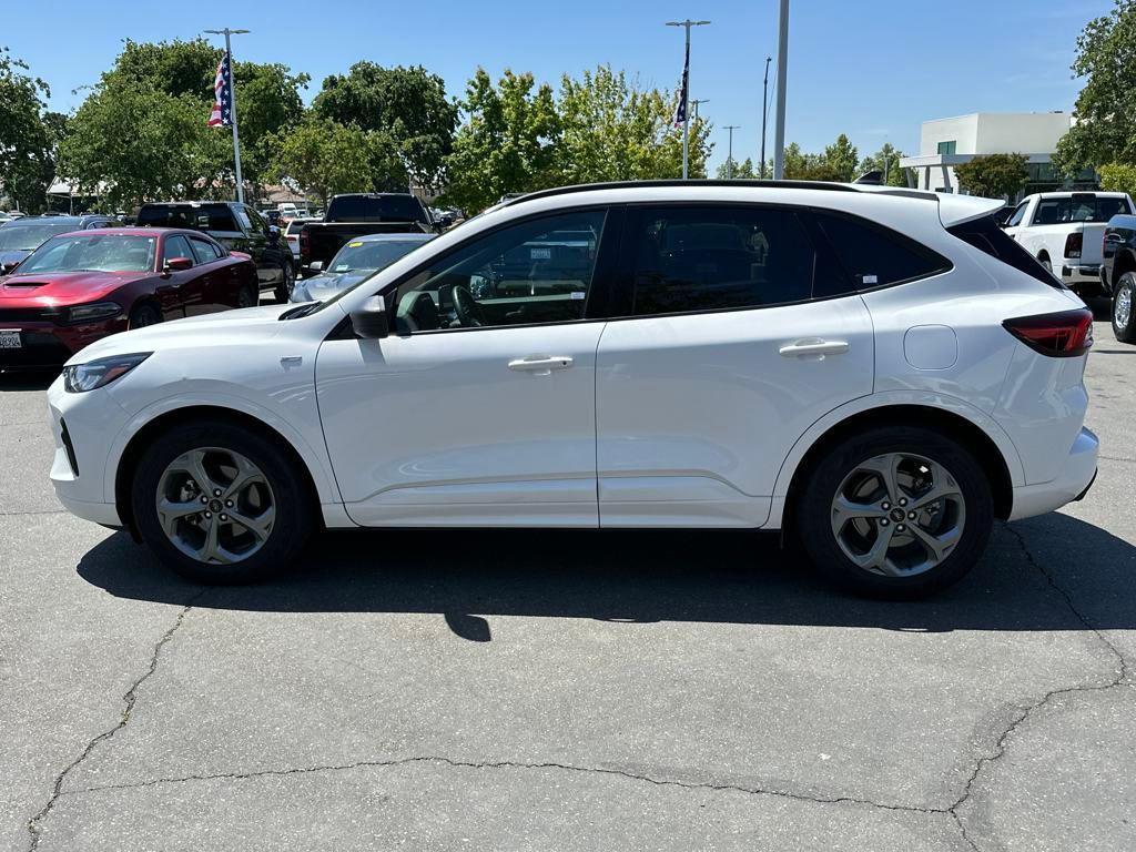 used 2023 Ford Escape car, priced at $19,287