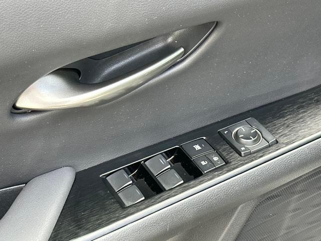 used 2020 Lexus UX 200 car, priced at $31,274
