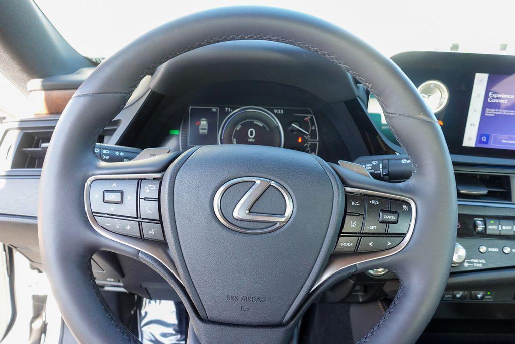 used 2023 Lexus ES 300h car, priced at $40,454