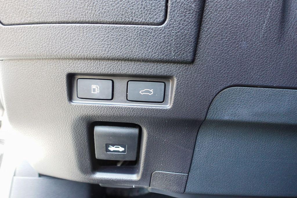 used 2023 Lexus ES 300h car, priced at $40,454