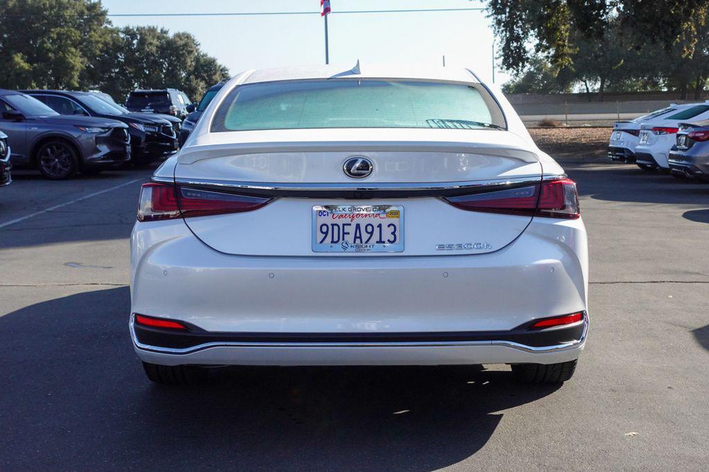 used 2023 Lexus ES 300h car, priced at $40,454