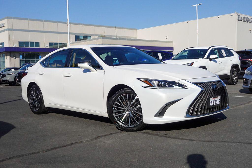 used 2023 Lexus ES 300h car, priced at $40,454