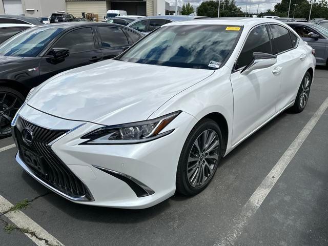 used 2019 Lexus ES 300h car, priced at $32,690