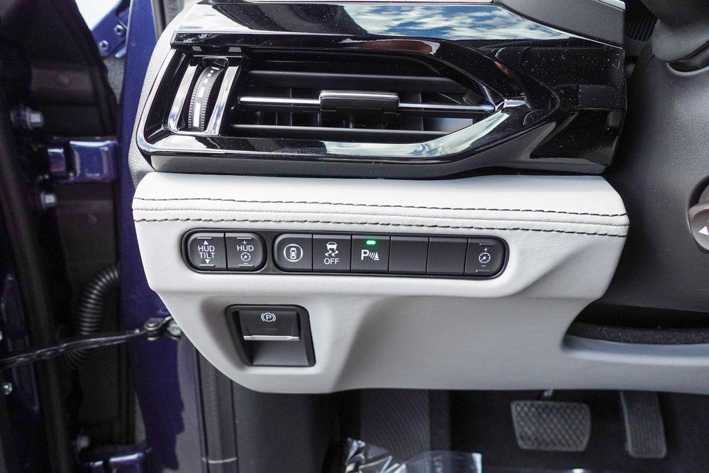 new 2026 Acura MDX car, priced at $67,500