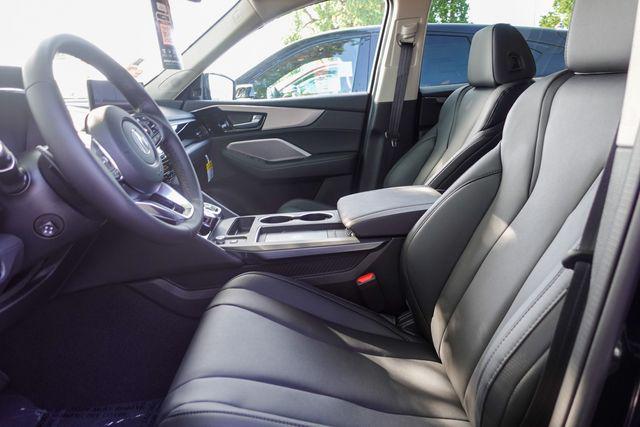 new 2025 Acura MDX car, priced at $53,150