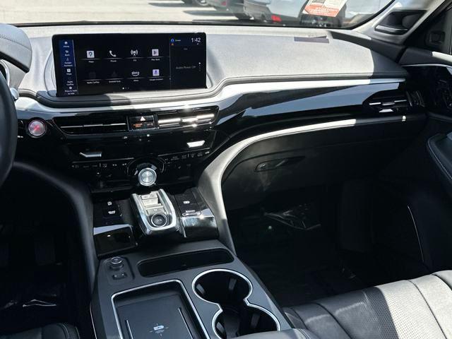 used 2025 Acura MDX car, priced at $55,201