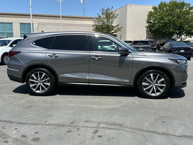 used 2025 Acura MDX car, priced at $55,201