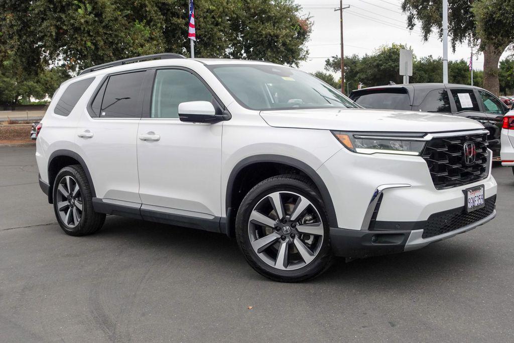 used 2023 Honda Pilot car, priced at $40,245