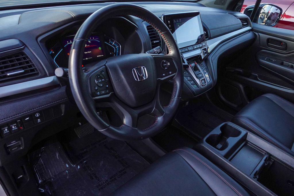 used 2023 Honda Odyssey car, priced at $33,887