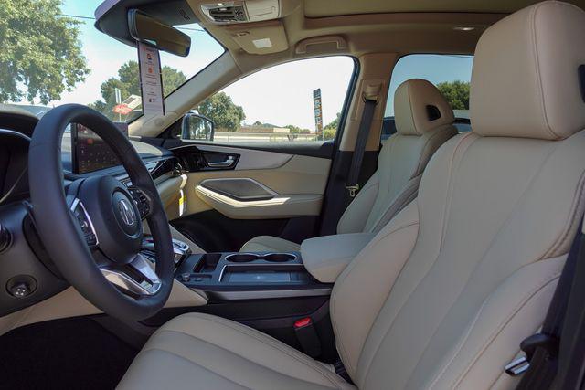 new 2025 Acura MDX car, priced at $52,250