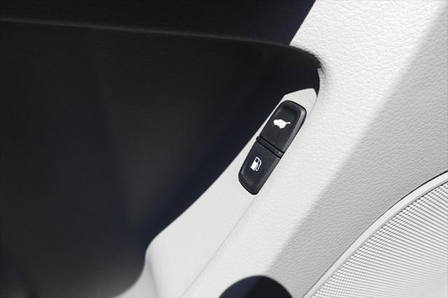 used 2016 Acura MDX car, priced at $19,756