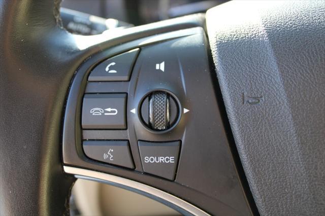 used 2020 Acura MDX car, priced at $28,887