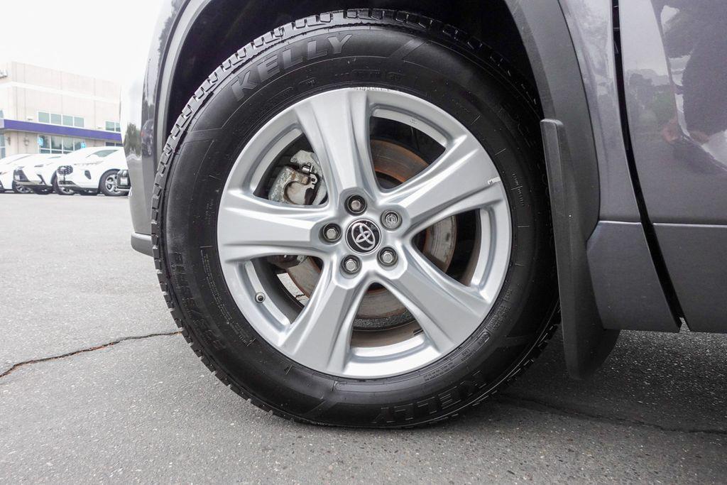 used 2023 Toyota Highlander car, priced at $35,829