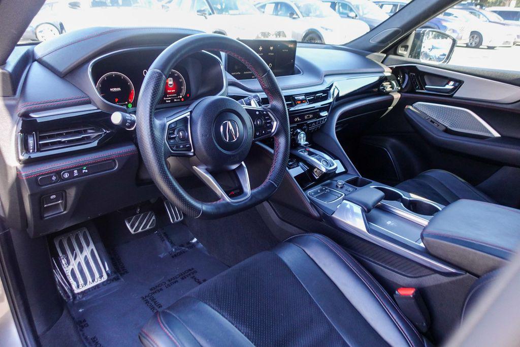 used 2022 Acura MDX car, priced at $43,488
