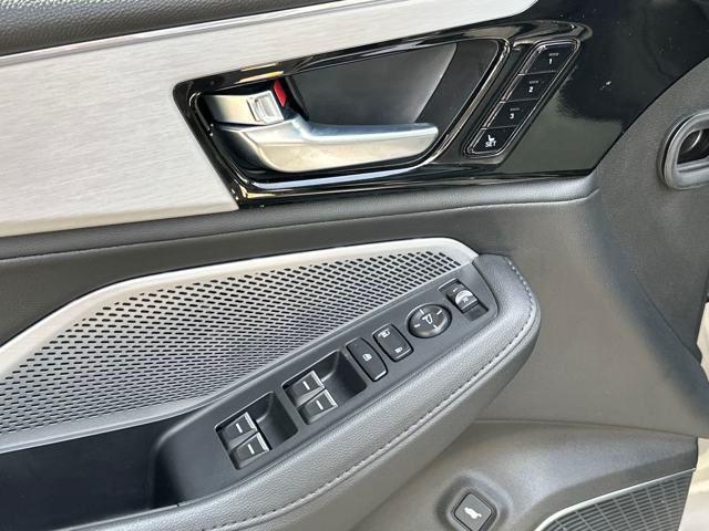 used 2025 Acura MDX car, priced at $48,812