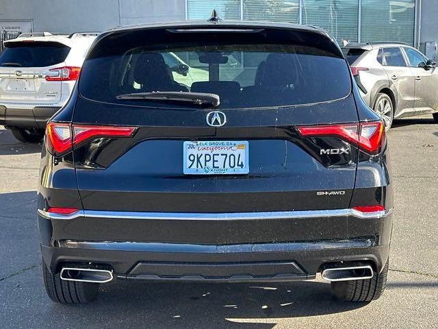 used 2024 Acura MDX car, priced at $45,489