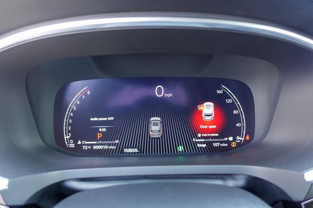 new 2025 Acura MDX car, priced at $68,250