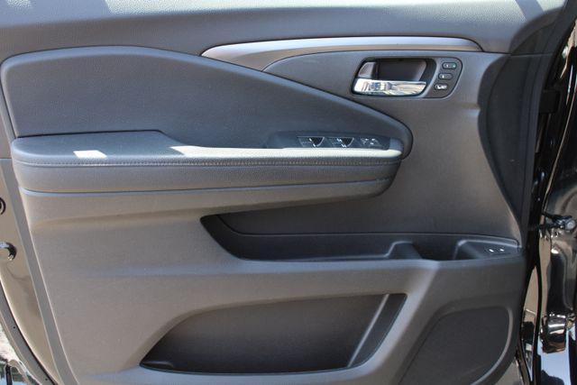 used 2022 Honda Pilot car, priced at $34,971