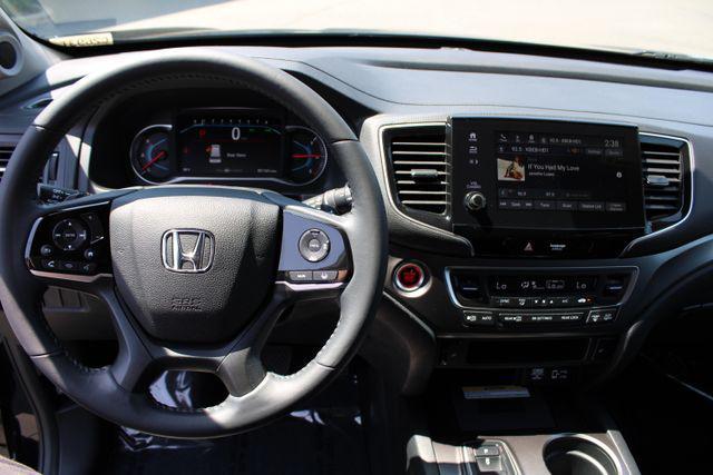 used 2022 Honda Pilot car, priced at $34,971