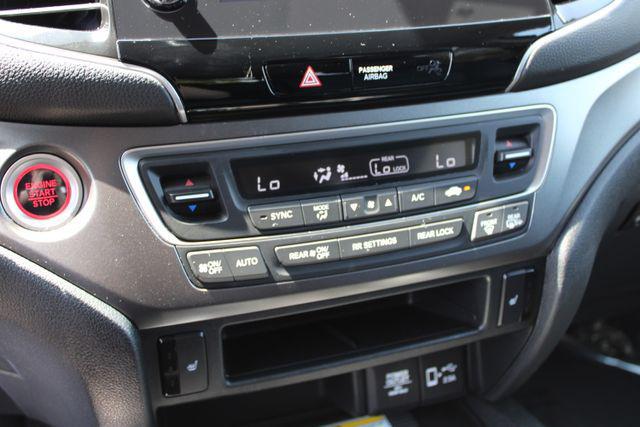 used 2022 Honda Pilot car, priced at $34,971