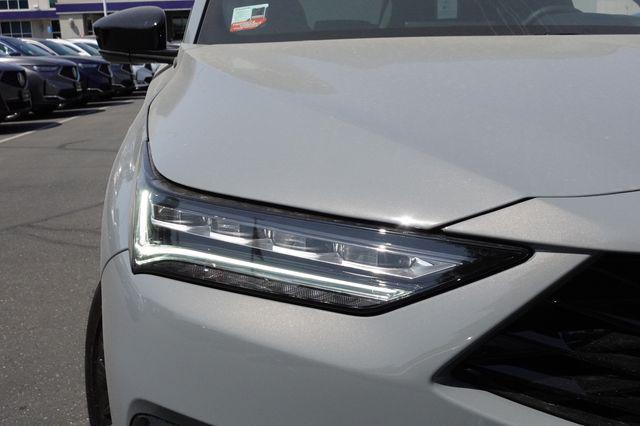 new 2025 Acura MDX car, priced at $70,250