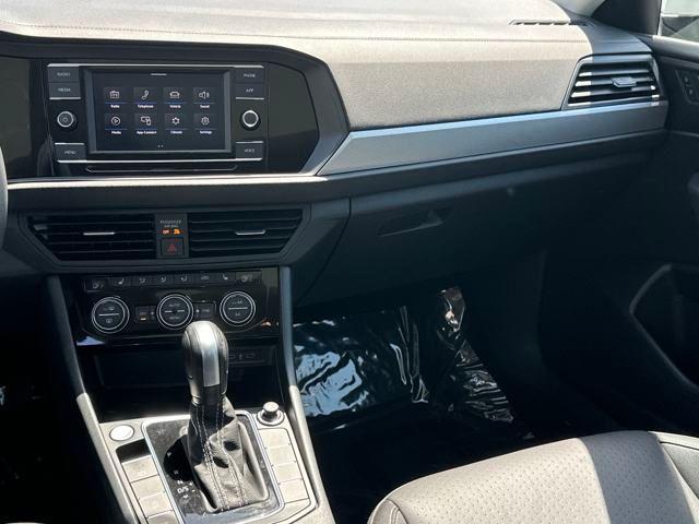 used 2021 Volkswagen Jetta car, priced at $18,672