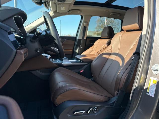 used 2022 Acura MDX car, priced at $47,495