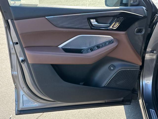 used 2022 Acura MDX car, priced at $47,495