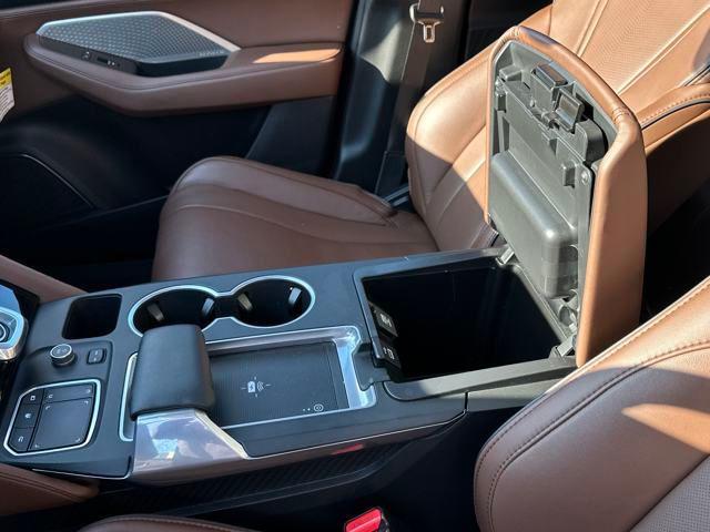 used 2022 Acura MDX car, priced at $47,495